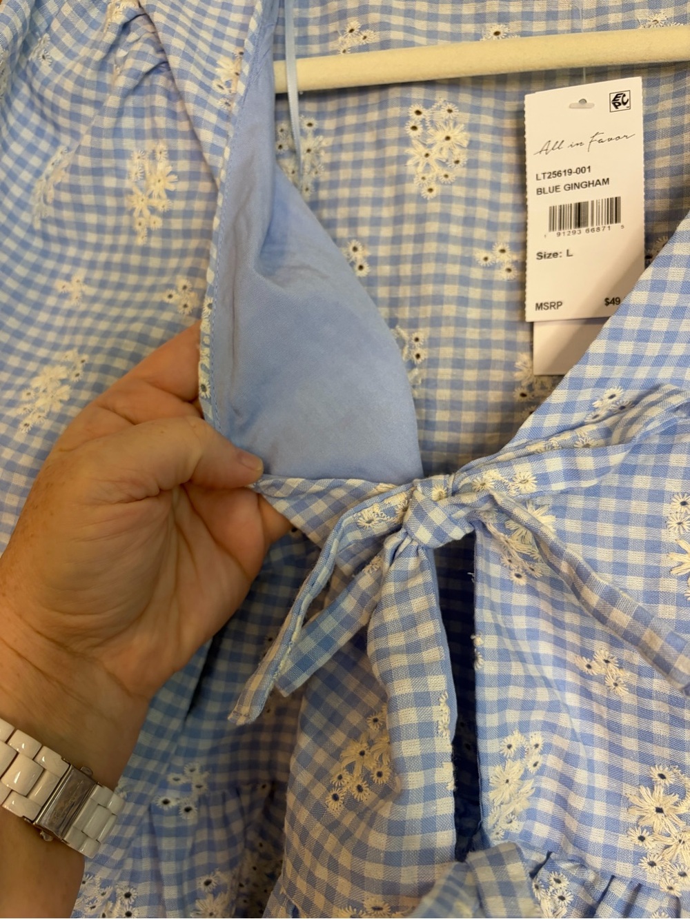 All in Favor Women’s Blue Gingham Floral Embroidered Tie-Front Peplum Top Sz L - Picture 4 of 6